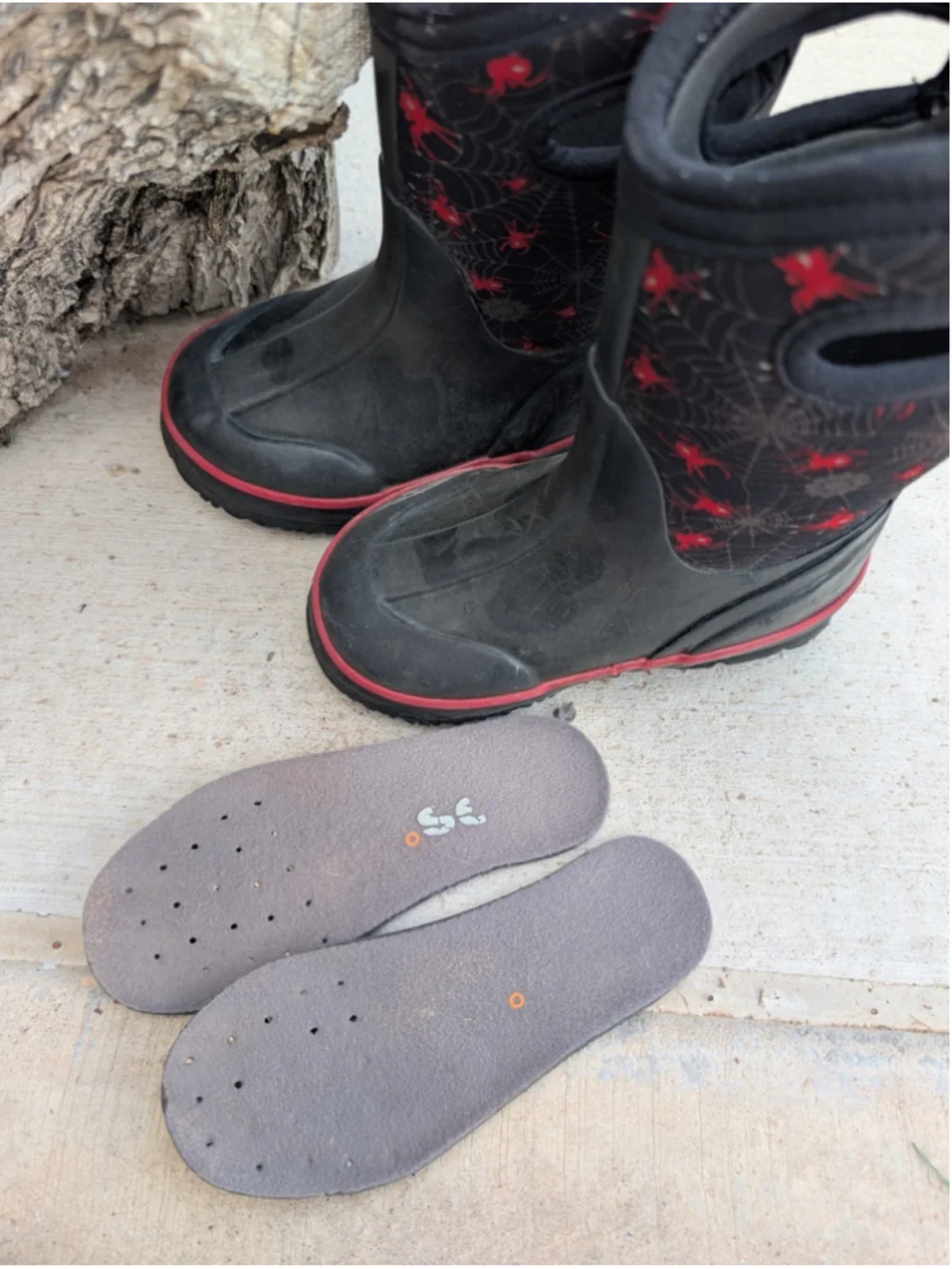 Bogs Kids Classic High Spiders II Solid Waterproof Insulated Boots Sz US 9 EU 25